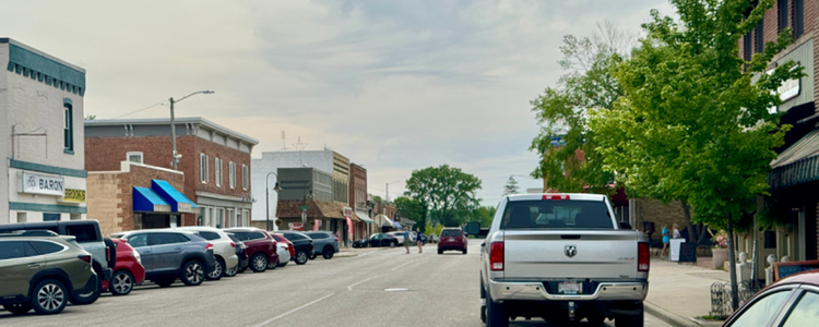 Discover the Wisconsin Small Town That Looks Like a Hallmark Movie Set