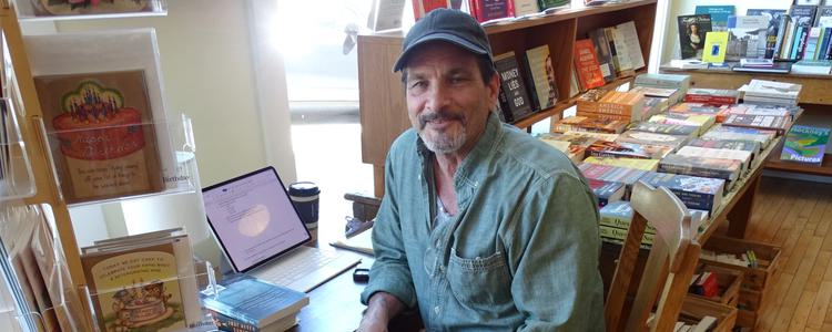Wisconsin actor and author releases post-apocalyptic thriller